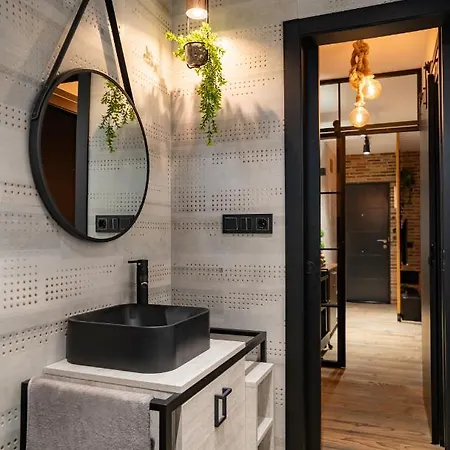 Carihuela Playa. Plaza Del Remo. Exclusivo Al Lado Del Mar. *