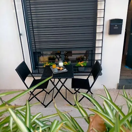 Carihuela Playa. Plaza Del Remo. Exclusivo Al Lado Del Mar. Апартаменти Торремолінос