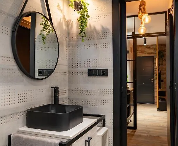 Carihuela Playa. Plaza Del Remo. Exclusivo Al Lado Del Mar. *